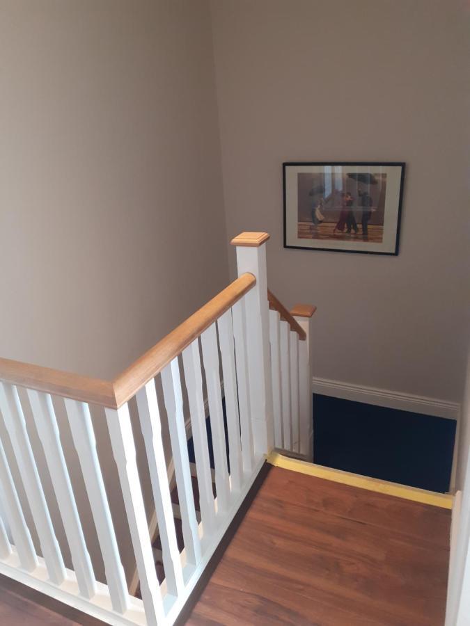 Ensuite At The Foot Of Dublin Mountains מראה חיצוני תמונה